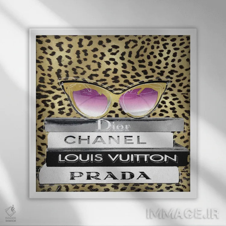 تابلو دکوراتیو عینک آفتابی طراح II اثر مدلین بلیک - نمای قابدار سفید