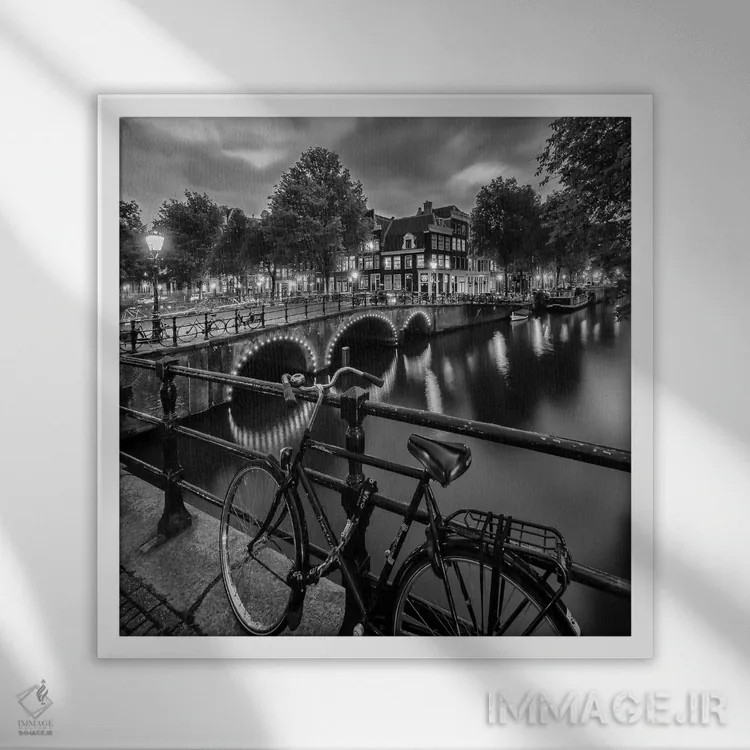 تابلو دکوراتیو برداشت عصرگاهی از کانال براورزگرخت آمستردام اثر ملانی ویولا - نمای قابدار سفید