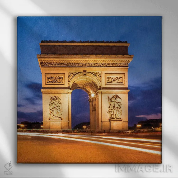 تابلو دکوراتیو پاریس در شب؛ طاق پیروزی اثر ملانی ویولا - نمای روبهرو روی دیوار