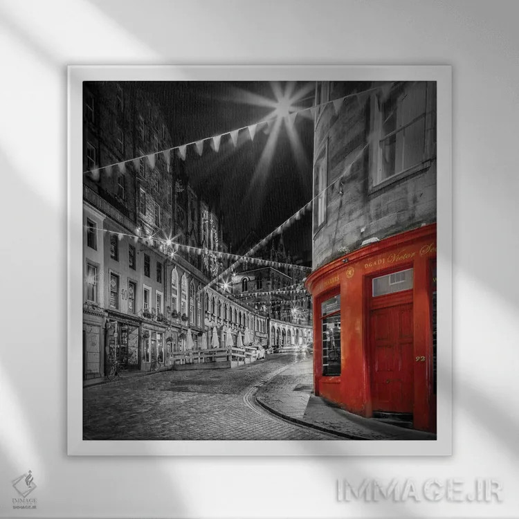 تابلو دکوراتیو برداشت دلنشین عصرگاهی از وست بو، خیابان ویکتوریا اثر ملانی ویولا - نمای قابدار سفید