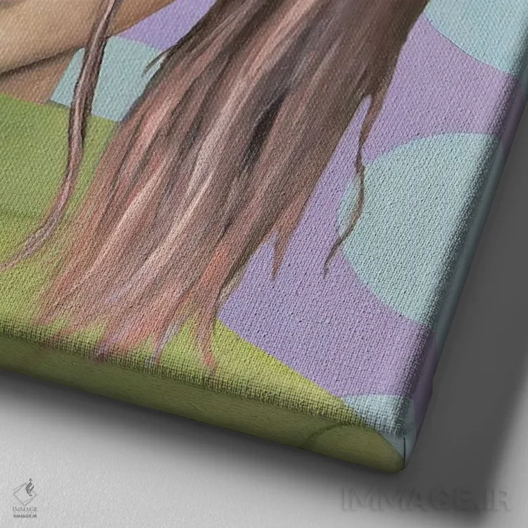 تابلو دکوراتیو دختر با گیره سر صورتی اثر مارگاریتا ایوانوا - نمای نزدیک بافت بوم