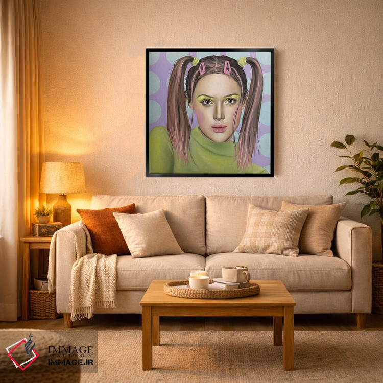 تابلو دکوراتیو دختر با گیره سر صورتی اثر مارگاریتا ایوانوا - D4B