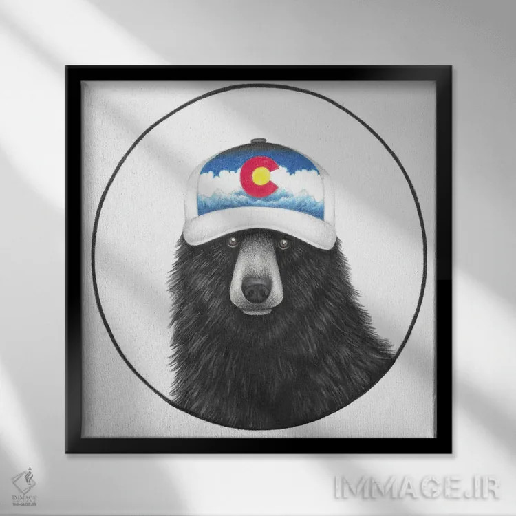 تابلو دکوراتیو خرس کلرادو اثر مندی هک - نمای قابدار مشکی