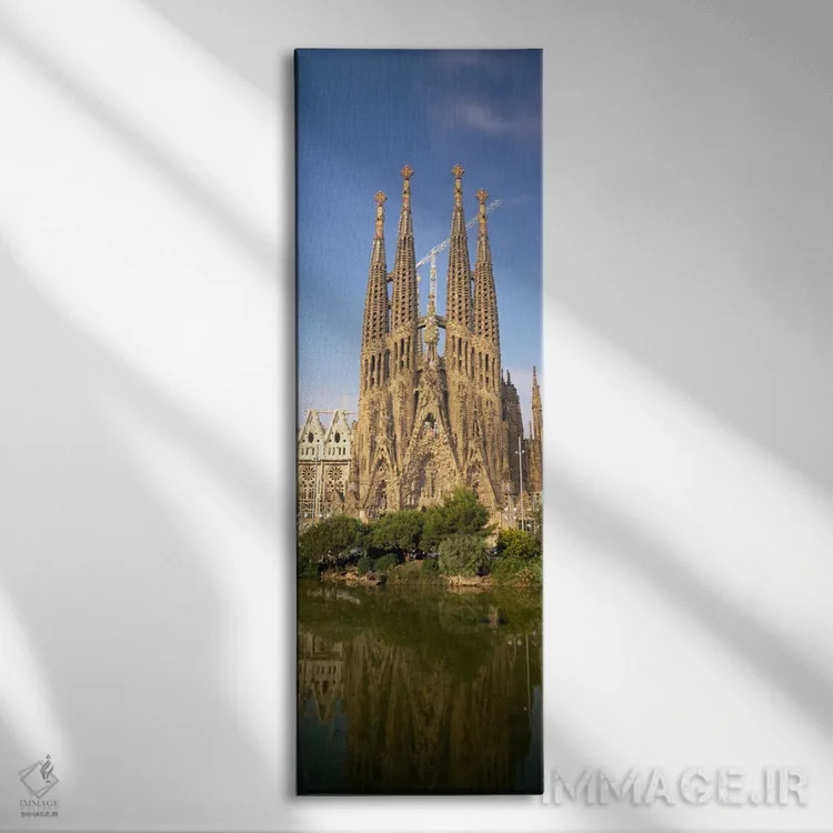 تابلو دکوراتیو Sagrada Familia, Barcelona, Spain" - "نمای پایین از یک… اثر پانورامیک ایمجز - نمای روبهرو روی دیوار