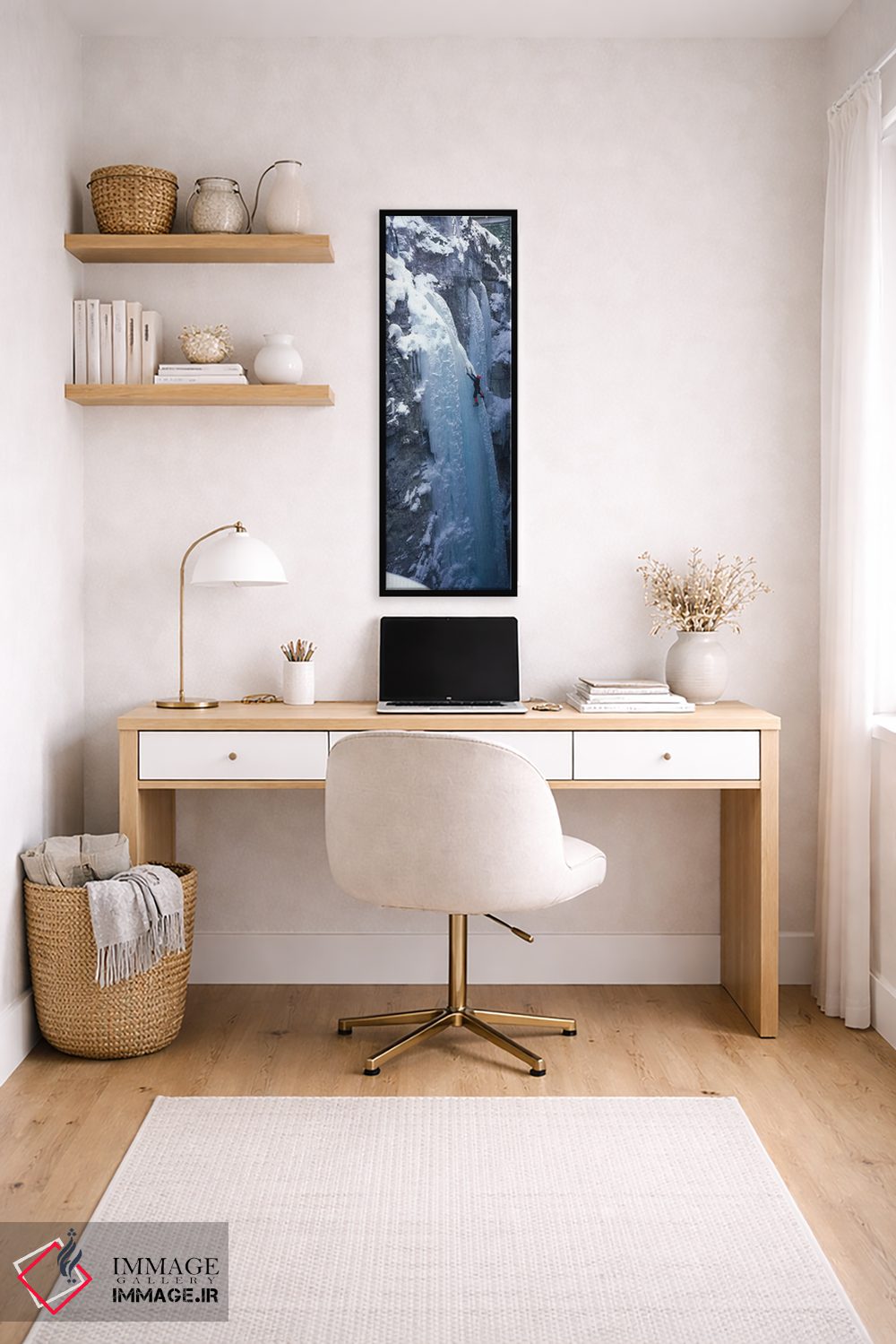 تابلو دکوراتیو کوهنورد یخ در دره ماربل، پارک ملی کوتنی بریتیش کلمبیا… اثر پانورامیک ایمجز - D4B