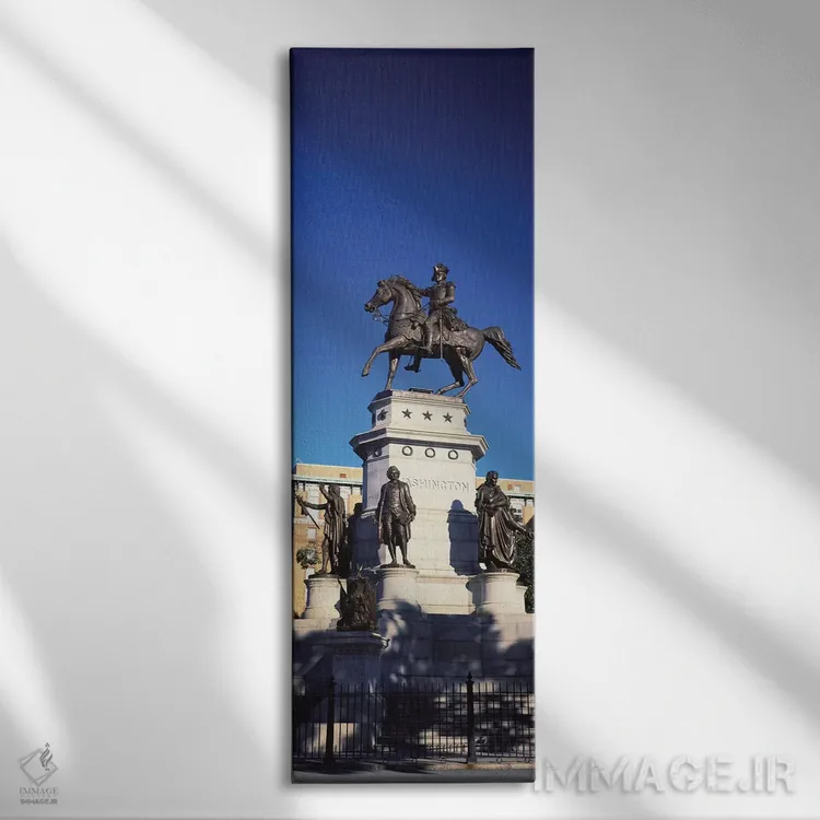 تابلو دکوراتیو Richmond, Virginia, USA" - "نمای زاویه پایین از مجسمه س… اثر پانورامیک ایمجز - نمای روبهرو روی دیوار