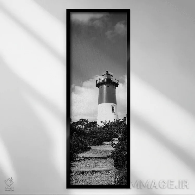 تابلو دکوراتیو "نمای زاویه پایین از فانوس دریایی نوسیت، ساحل نوسیت، ای… اثر پانورامیک ایمجز - نمای قابدار مشکی