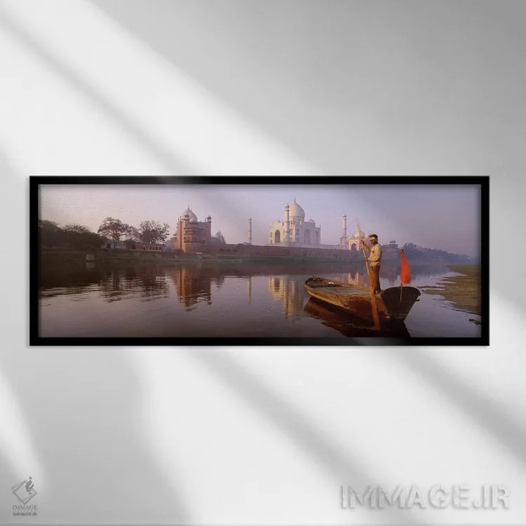 تابلو دکوراتیو Yamuna River, Agra, Uttar Pradesh, India,گوندولیر و قای… اثر پانورامیک ایمجز - نمای قابدار مشکی