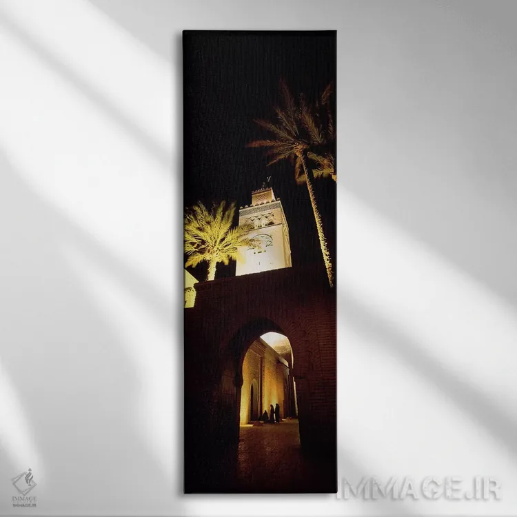 تابلو دکوراتیو Koutoubia Mosque, Marrakesh, Morocco,نمای زاویه پایین ا… اثر پانورامیک ایمجز - نمای روبهرو روی دیوار