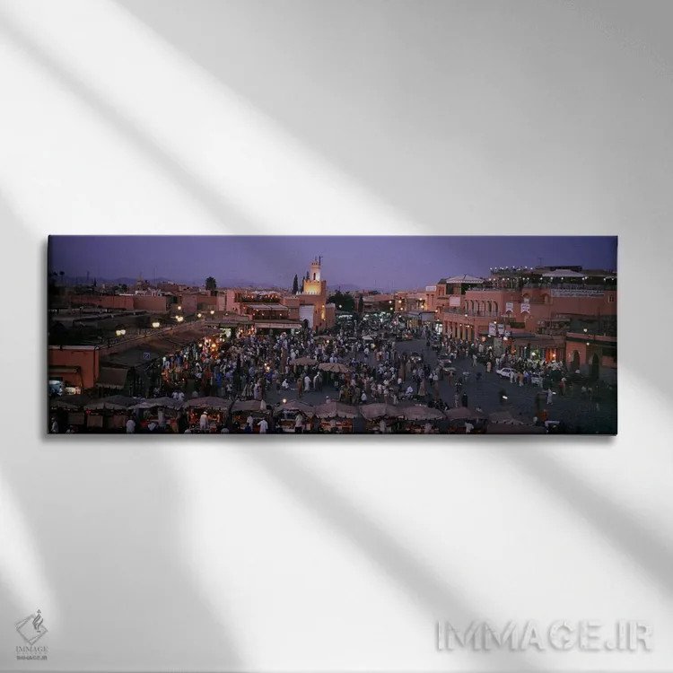 تابلو دکوراتیو Marrakech, Morocco,جامع الفنا در شب، مراکش اثر پانورامیک ایمجز - نمای روبهرو روی دیوار