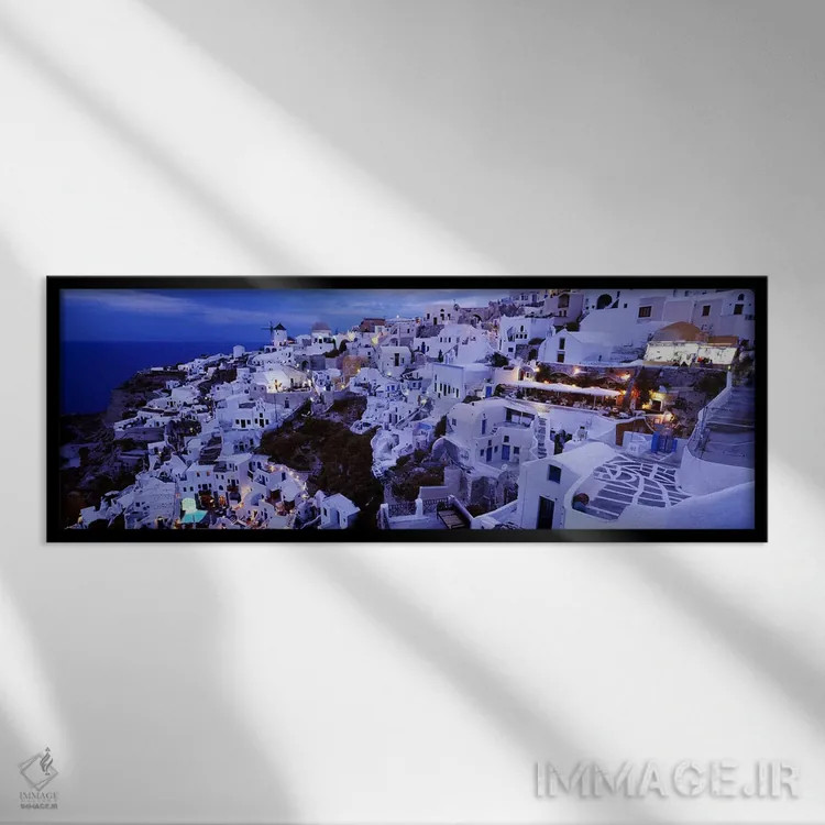 تابلو دکوراتیو Santorini, Cyclades, Greece,منظره روستایی ساحلی در شامگ… اثر پانورامیک ایمجز - نمای قابدار مشکی