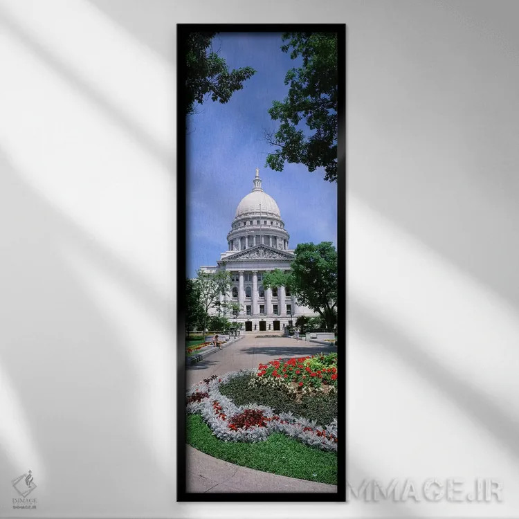 تابلو دکوراتیو Wisconsin, Madison, State Capital Building,ایالات متحده… اثر پانورامیک ایمجز - نمای قابدار مشکی