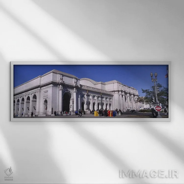 تابلو دکوراتیو Washington DC, Tourists walking in front of Union Stati… اثر پانورامیک ایمجز - نمای قابدار سفید