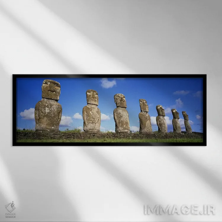 تابلو دکوراتیو Easter Islands, Chile #3,سرهای سنگی، جزایر ایستر، شیلی… اثر پانورامیک ایمجز - نمای قابدار مشکی