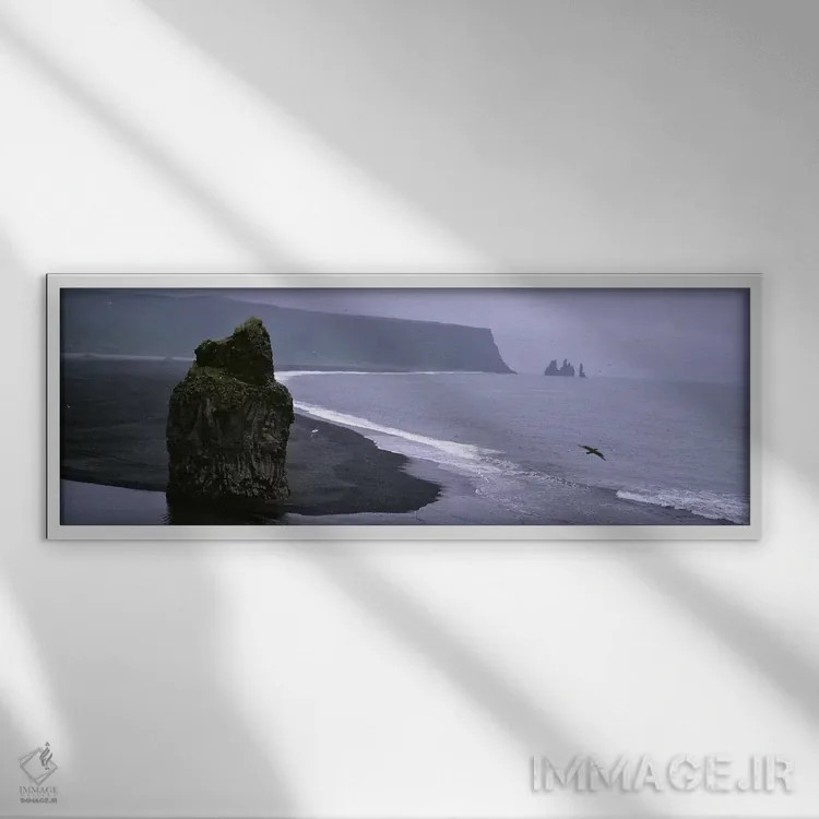تابلو دکوراتیو Iceland,نمای دور از رینیسدرانگار از ساحل کیرکیوفجارا، ا… اثر پانورامیک ایمجز - نمای قابدار سفید