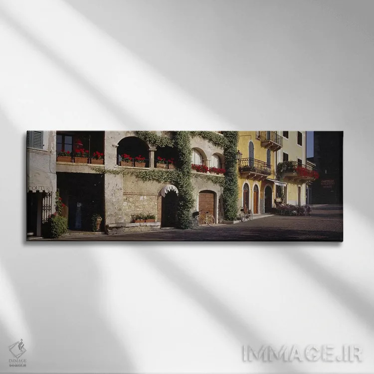 تابلو دکوراتیو Torri del Benaco, Verona, Italy,کوچه سنگ فرش با جعبه ها… اثر پانورامیک ایمجز - نمای روبهرو روی دیوار