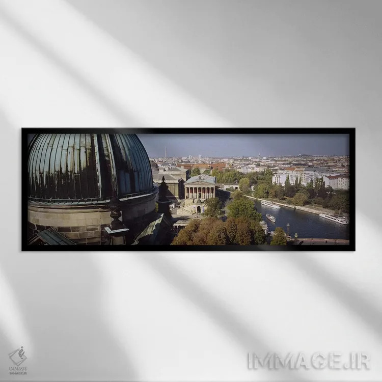 تابلو دکوراتیو Berlin, Germany,نمای بالا از گالری ملی قدیمی ، برلین، آ… اثر پانورامیک ایمجز - نمای قابدار مشکی