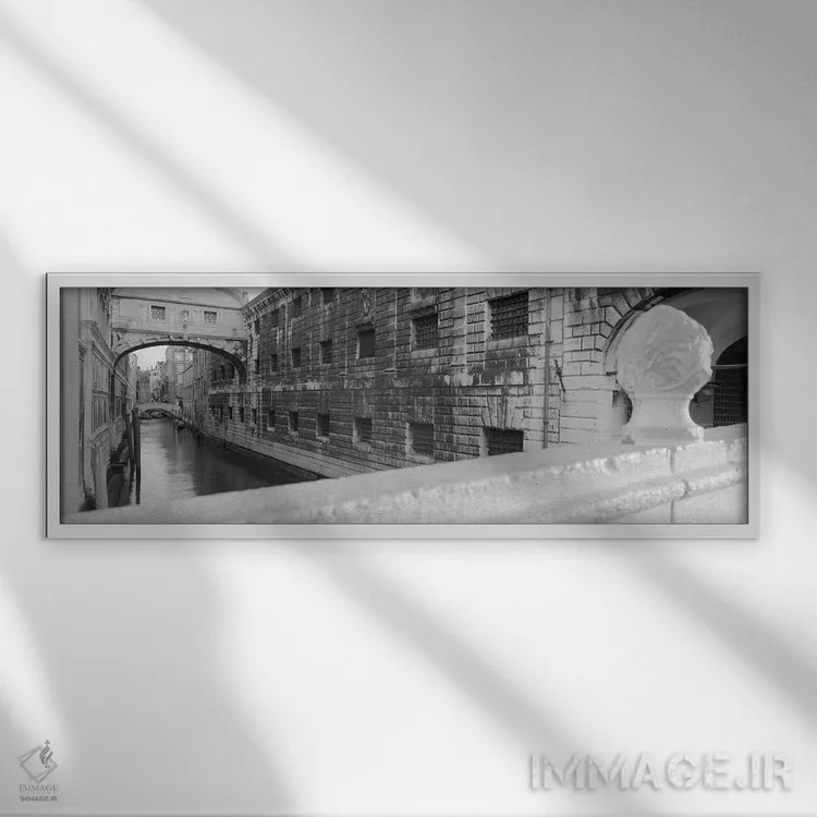 تابلو دکوراتیو Rio de la Canonica, Venice, Italy,پل آه ها به صورت سیاه… اثر پانورامیک ایمجز - نمای قابدار سفید
