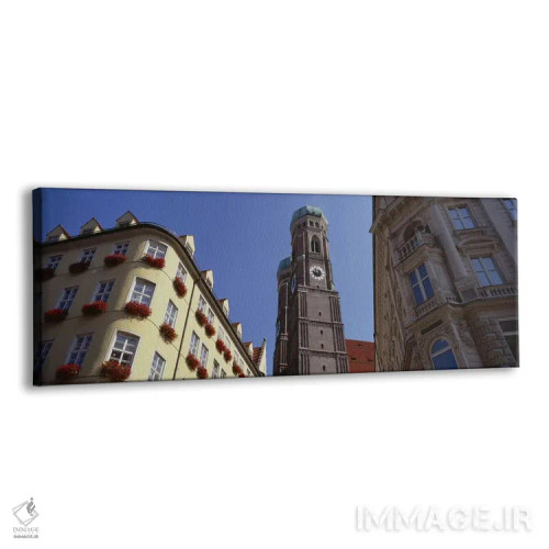تابلو دکوراتیو Frauenkirche, Munich, Germany,نمای زاویه پایین از کلیسا… اثر پانورامیک ایمجز - نمای پرسپکتیو محصول