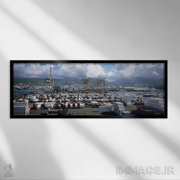 تابلو دکوراتیو Honolulu Harbor, Hawaii, USA,کانتینرها و جرثقیل ها در ب… اثر پانورامیک ایمجز - نمای قابدار مشکی