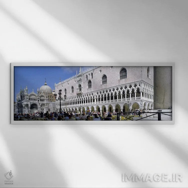 تابلو دکوراتیو St. Mark's Square, Venice, Italy,گردشگر بیرون از کلیسای… اثر پانورامیک ایمجز - نمای قابدار سفید