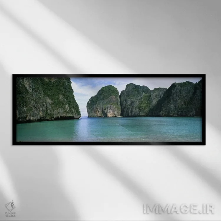 تابلو دکوراتیو Maya Bay, Ko Phi Phi Leh, Phi Phi Islands, Krabi Provin… اثر پانورامیک ایمجز - نمای قابدار مشکی