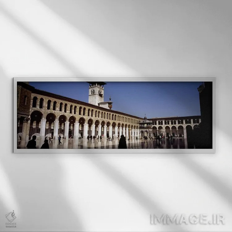 تابلو دکوراتیو Umayyad Mosque, Damascus, Syria #2,گروهی از مردم در حال… اثر پانورامیک ایمجز - نمای قابدار سفید
