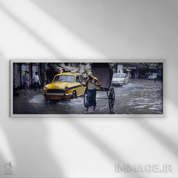 تابلو دکوراتیو Calcutta, West Bengal, India,رکشای کشیده شده در ترافیک… اثر پانورامیک ایمجز - نمای قابدار سفید