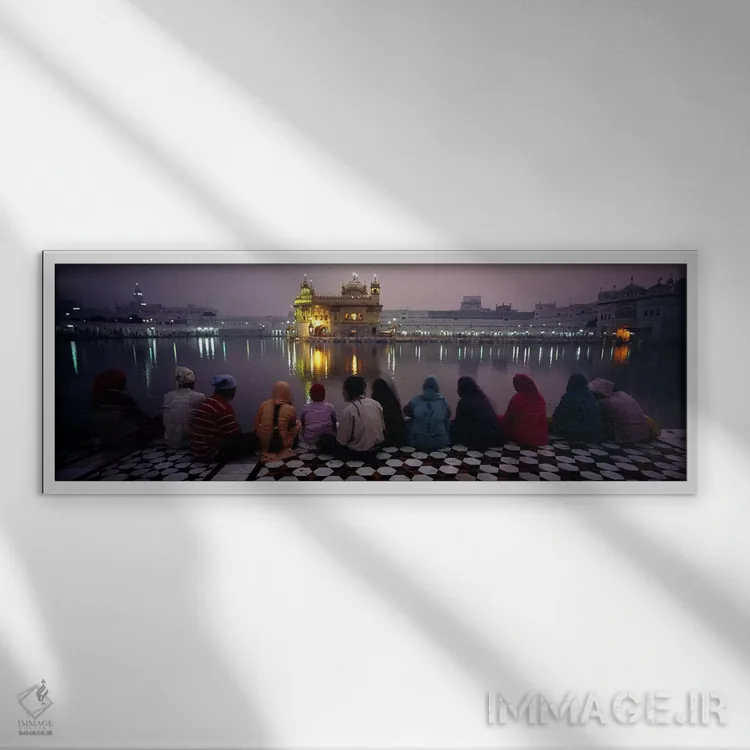 تابلو دکوراتیو Golden Temple, Amritsar, Punjab, India,گروهی از مردم در… اثر پانورامیک ایمجز - نمای قابدار سفید