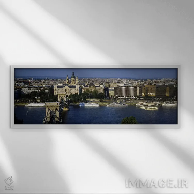 تابلو دکوراتیو Chain Bridge, Danube River, Budapest, Hungary,ساختمان ه… اثر پانورامیک ایمجز - نمای قابدار سفید