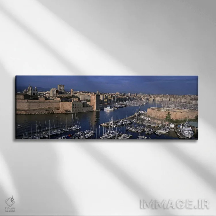 تابلو دکوراتیو Marseille, Provence-Alpes-Cote d'Azur, France,بندر قدیم… اثر پانورامیک ایمجز - نمای روبهرو روی دیوار