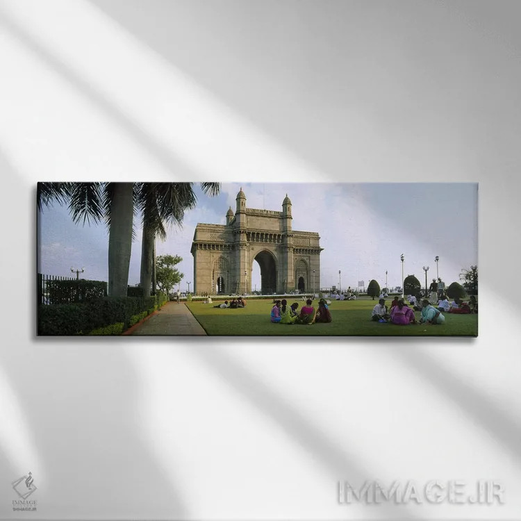 تابلو دکوراتیو Gateway Of India, Mumbai, Maharashtra, India,گردشگر در… اثر پانورامیک ایمجز - نمای روبهرو روی دیوار