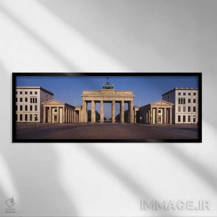 تابلو دکوراتیو Brandenburg Gate, Berlin, Germany,نمای بیرونی ساختمان… اثر پانورامیک ایمجز - نمای قابدار مشکی