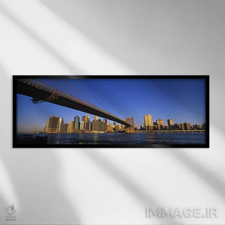 تابلو دکوراتیو New York City, New York, USA,پل بروکلین در حال تقسیم نم… اثر پانورامیک ایمجز - نمای قابدار مشکی