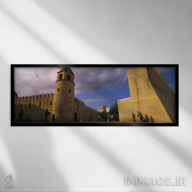 تابلو دکوراتیو Great Mosque, Medina, Sousse, Tunisia,گروهی از مردم در… اثر پانورامیک ایمجز - نمای قابدار مشکی