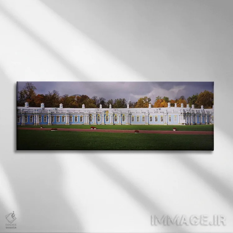 تابلو دکوراتیو Pushkin, St. Petersburg, Russia,چمنزار مقابل کاخ کاترین… اثر پانورامیک ایمجز - نمای روبهرو روی دیوار