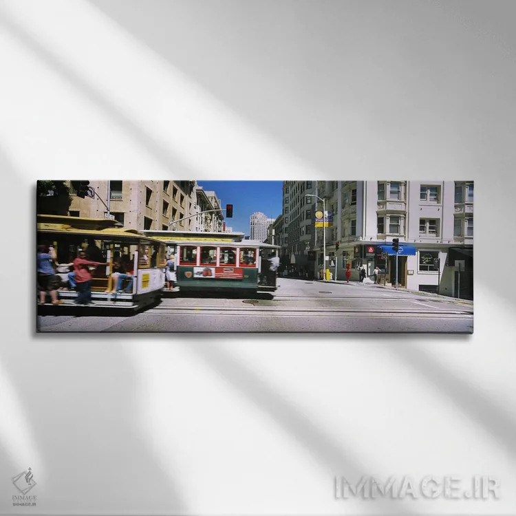 تابلو دکوراتیو Downtown, San Francisco, California, USA,دو واگن کابلی… اثر پانورامیک ایمجز - نمای روبهرو روی دیوار