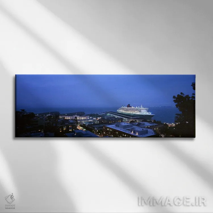تابلو دکوراتیو RMS Queen Mary 2, San Francisco, California, USA,نمای ب… اثر پانورامیک ایمجز - نمای روبهرو روی دیوار