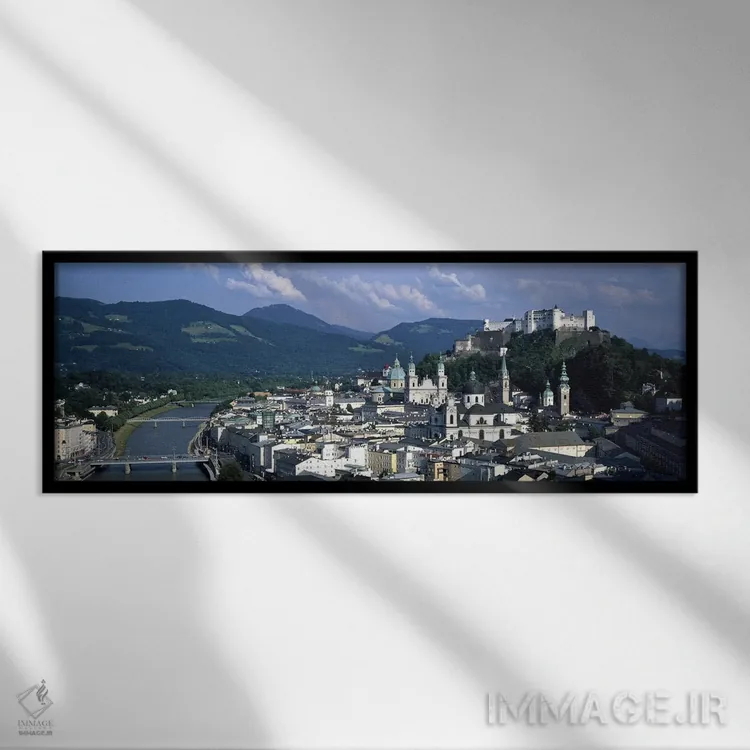 تابلو دکوراتیو Salzburg, Austria,نمای بالا از شهر قدیمی زالتسبورگ، اتر… اثر پانورامیک ایمجز - نمای قابدار مشکی
