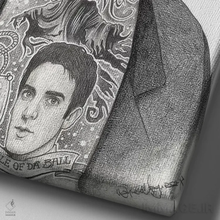 تابلو دکوراتیو مایک زندانی اثر اینکد آیکونز - نمای نزدیک بافت بوم