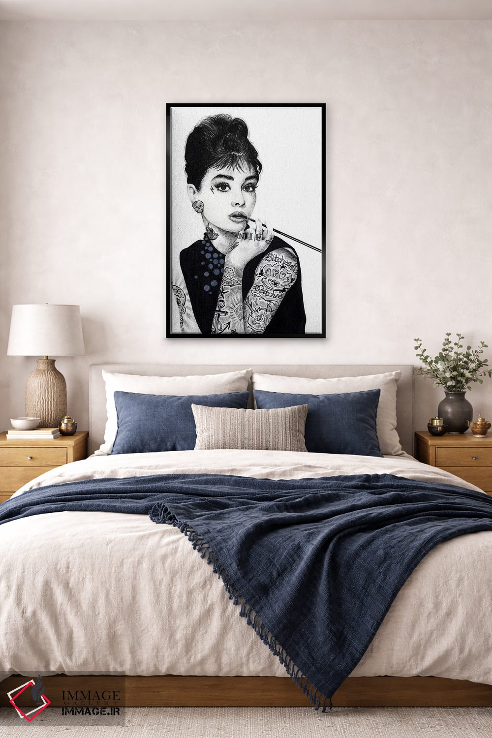 تابلو دکوراتیو آدری هپبورن اثر اینکد آیکونز - D6B