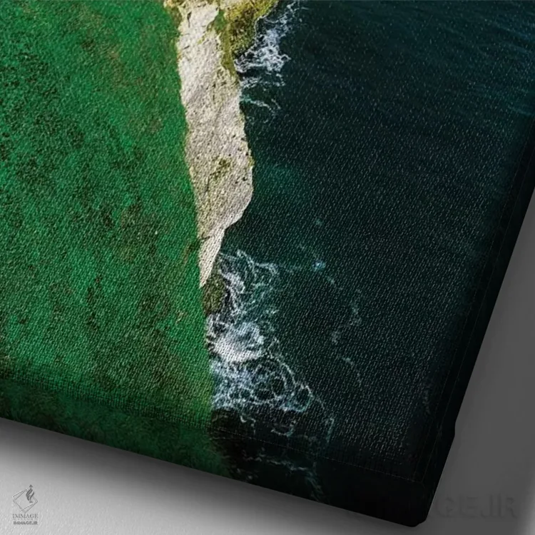 تابلو دکوراتیو شهرستان آنتریم، قلعه کنبین، با پس زمینه جزیره رتلین اثر ایریش ایمیج کالکشن - نمای نزدیک بافت بوم