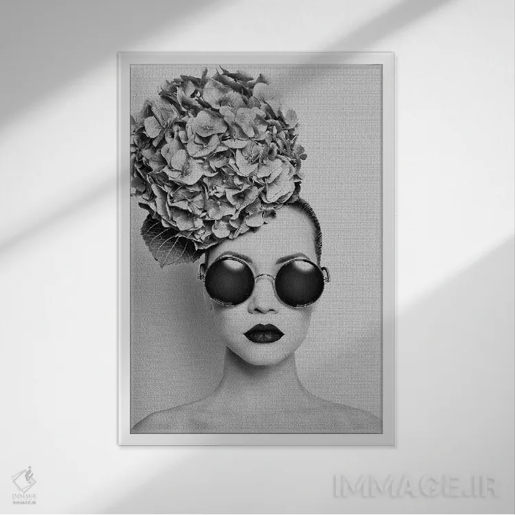 تابلو دکوراتیو پتوسیا اثر اینکادو - نمای قابدار سفید