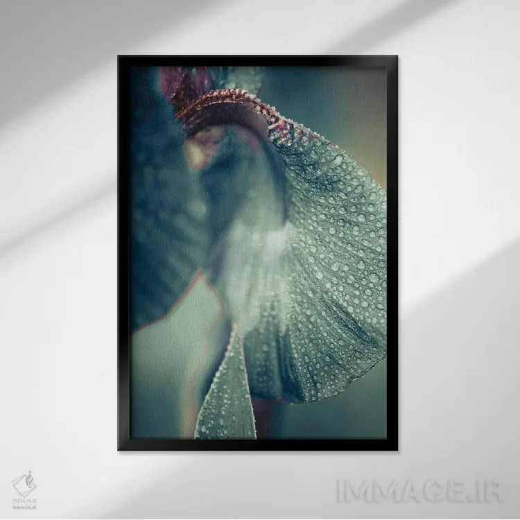 تابلو مدرن شبنم صبحگاهی اثر اینکادو - نمای قابدار مشکی