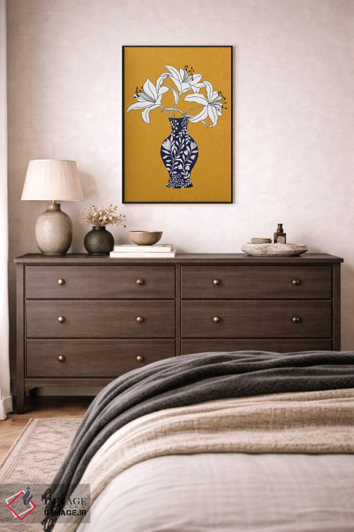 تابلو مینیمال سوسن روی زمینه زرد اثر یوانا هوروات - D2B