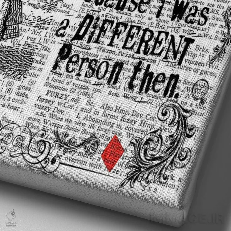 تابلو دکوراتیو 'آلیس در سرزمین عجایب "فایده ای ندارد..."' اثر این د فریم شاپ - نمای نزدیک بافت بوم