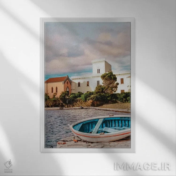 تابلو دکوراتیو قایق چوبی در ساحل نزدیک شهر قدیمی اثر ایوجنیا بیدیوک - نمای قابدار سفید