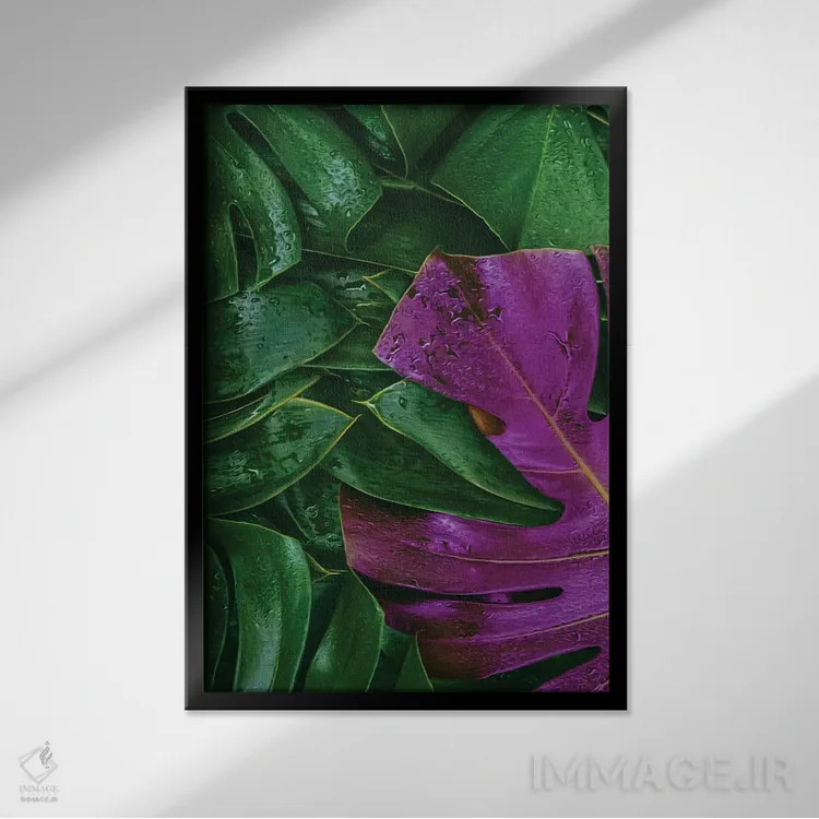 تابلو دکوراتیو هیولای بنفش و سبز اثر ایوجنیا بیدیوک - نمای قابدار مشکی