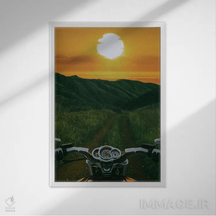تابلو دکوراتیو موتورسیکلت در جاده کوهستانی مقابل غروب دریا اثر ایوجنیا بیدیوک - نمای قابدار سفید