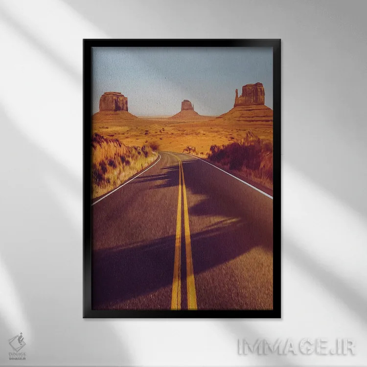 تابلو دکوراتیو جاده ای در صحرای تگزاس اثر ایوجنیا بیدیوک - نمای قابدار مشکی